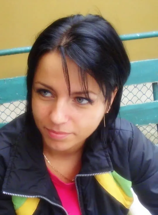 Naima, 20 vuotta — seksitreffit kaupungissa Turku